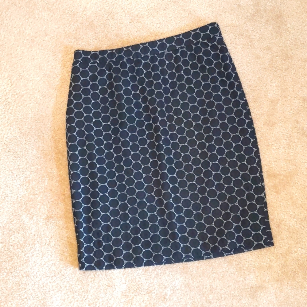 Black and White Honeycomb pattern skirt